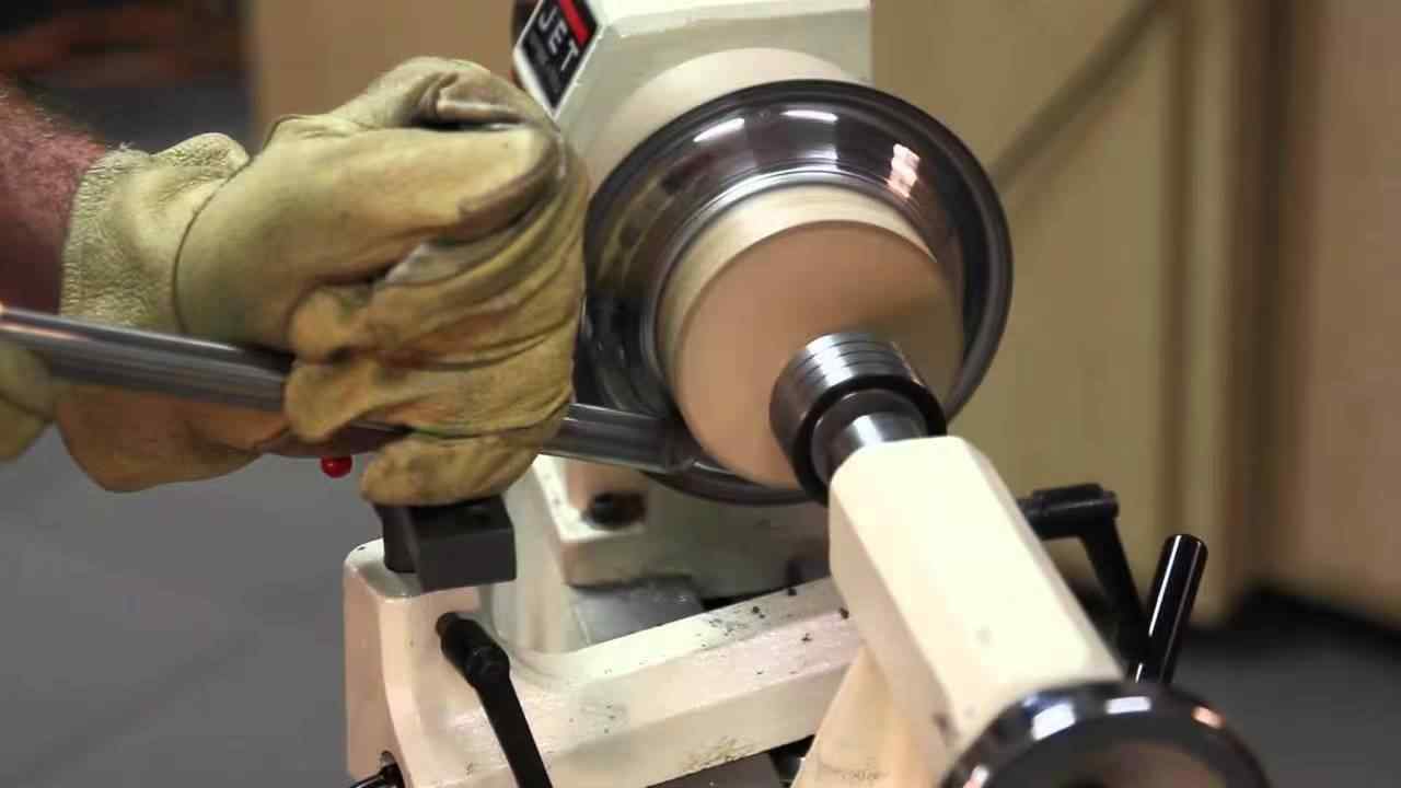 Hand spinning Hand spinning