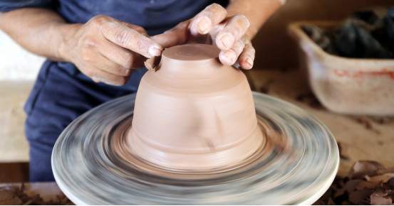 Ceramic hand making technology Ceramic hand making technology